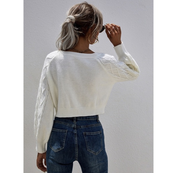 Scoop Neck White Cable Knit Crop Sweater - Picture 4 of 7